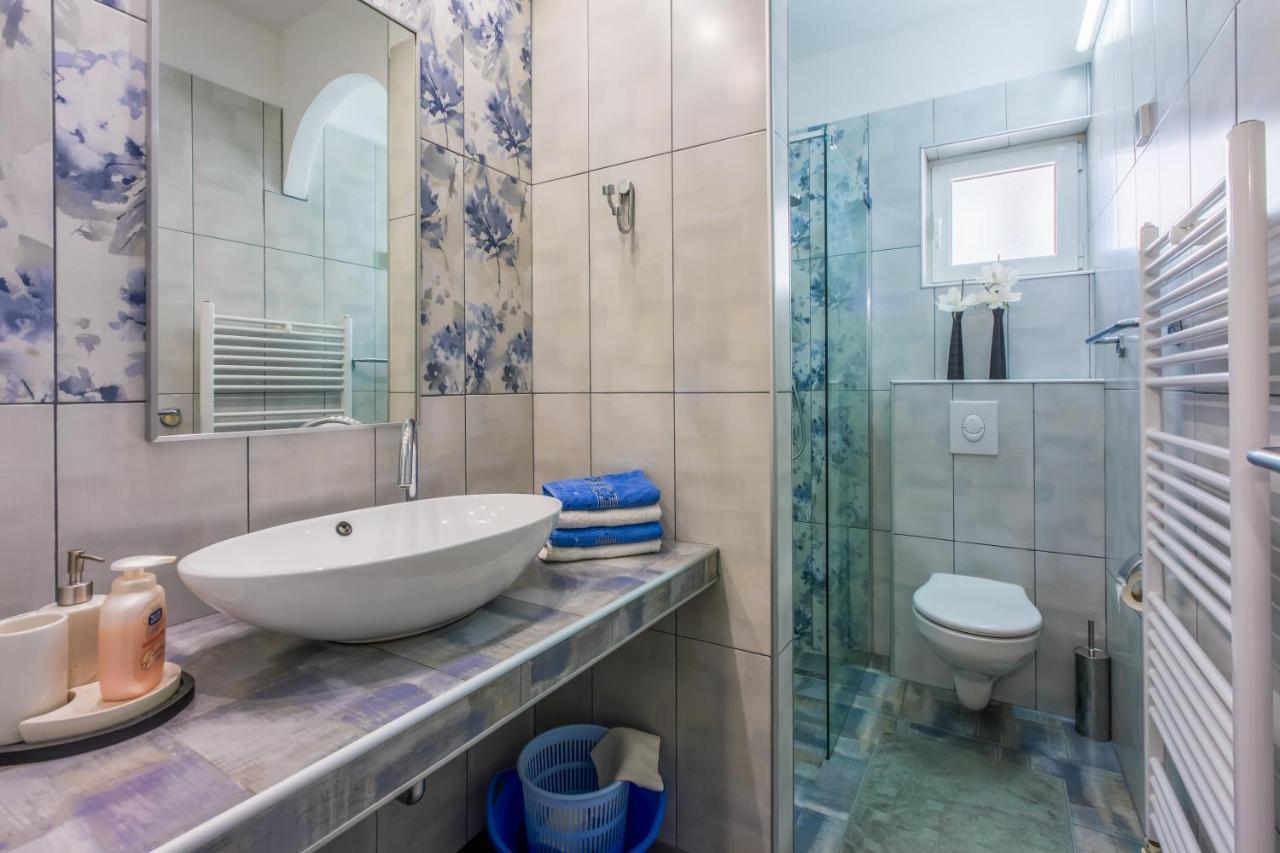 Apartments With A Parking Space Crikvenica - 5478 Екстериор снимка
